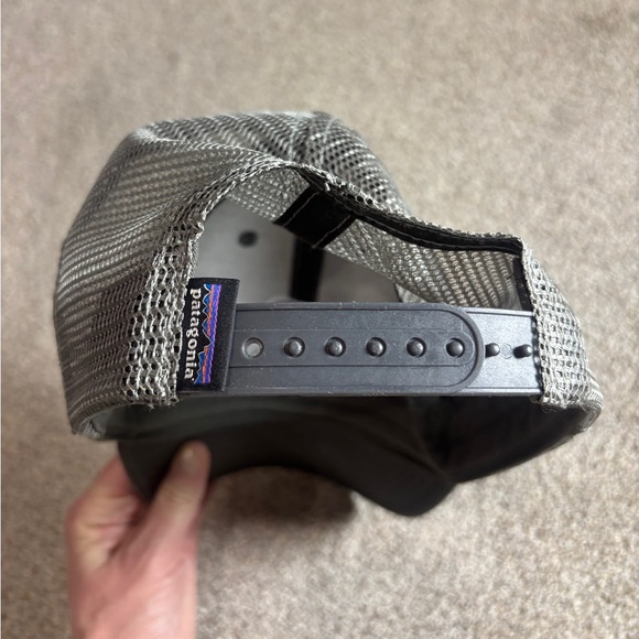 Patagonia Fitz Roy Bison Trucker Mens One Size Hat Grey Outdoor Cap - Picture 3 of 4